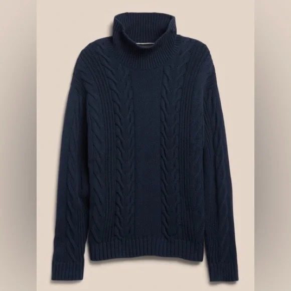NWT! Banana Republic Navy Banana Republic Organic Cotton Cable-Knit Sweater